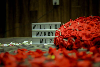 sorpresa san valentino proposta di matrimonio