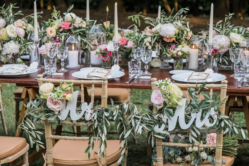 Tavolo imperiale allestito in stile natural chic
