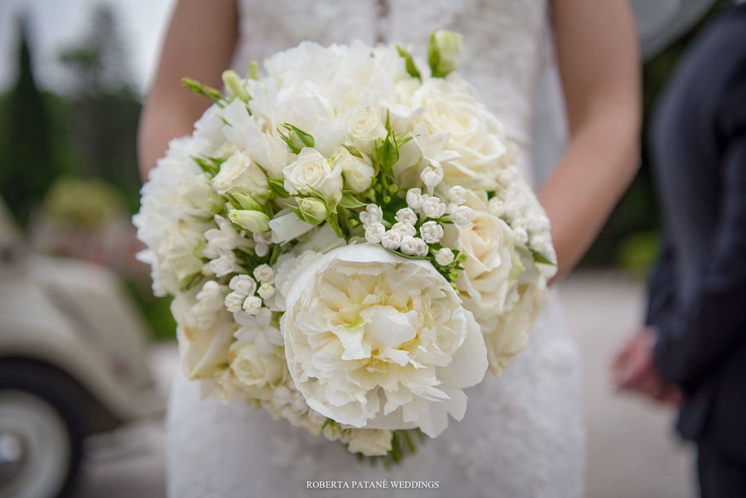 bouquet total white