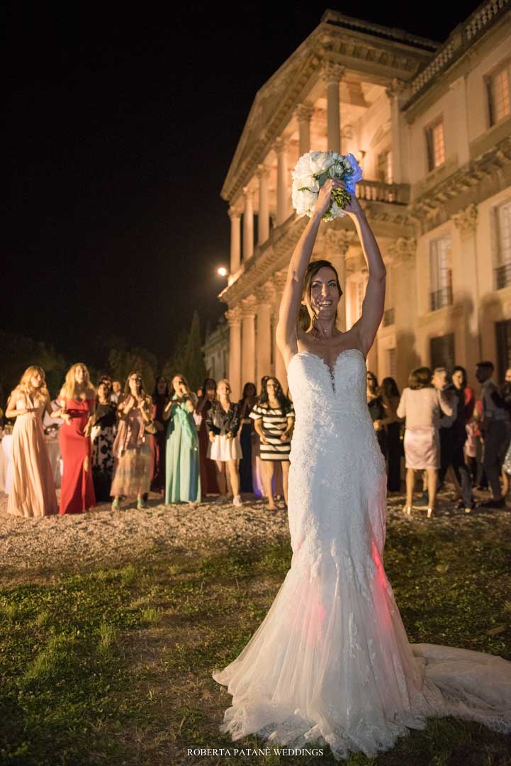 lancio del bouquet total white