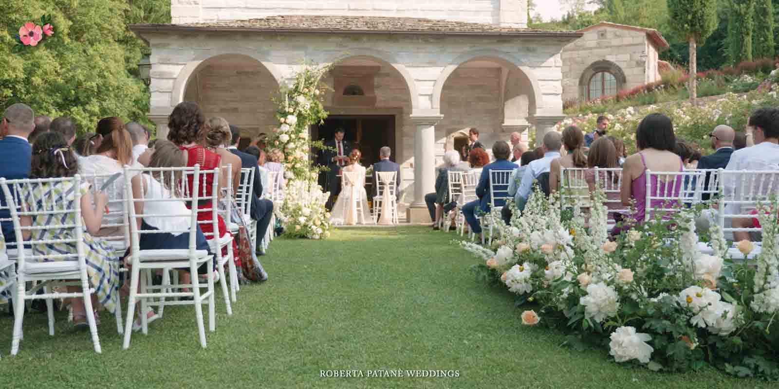 Fornitori per matrimonio – Roberta Patanè Weddings Rito civile all'aperto a Valle di Badia in Toscana